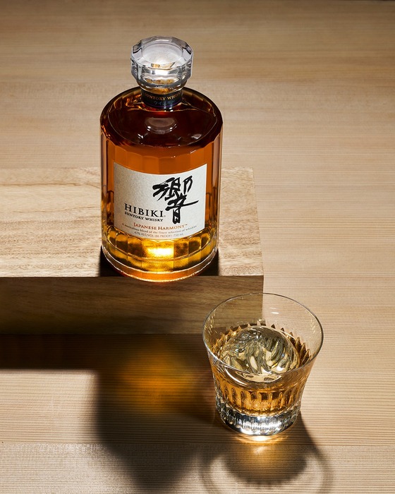 Suntory Hibiki Japanese Harmony - Japanese Blended Whisky | Bondston