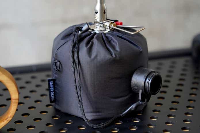 TOKYO CRAFTS新作】リバーシブルで使えるテーブル「ロタル」と、ガス缶