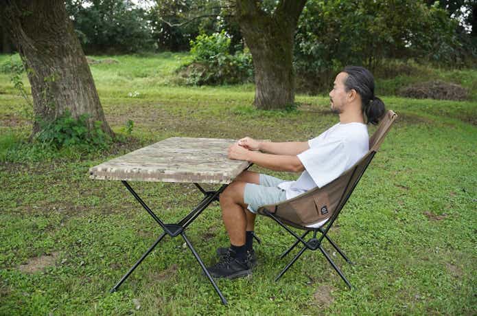 ヘリノックス史上最大サイズ】4人で使える「テーブルフォー」が発売