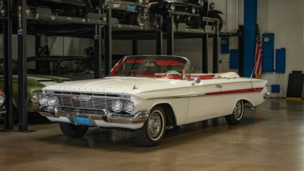 廃番】LOWBEACH 1961CHEVROLET impala conv 廃番】LOWBEACH