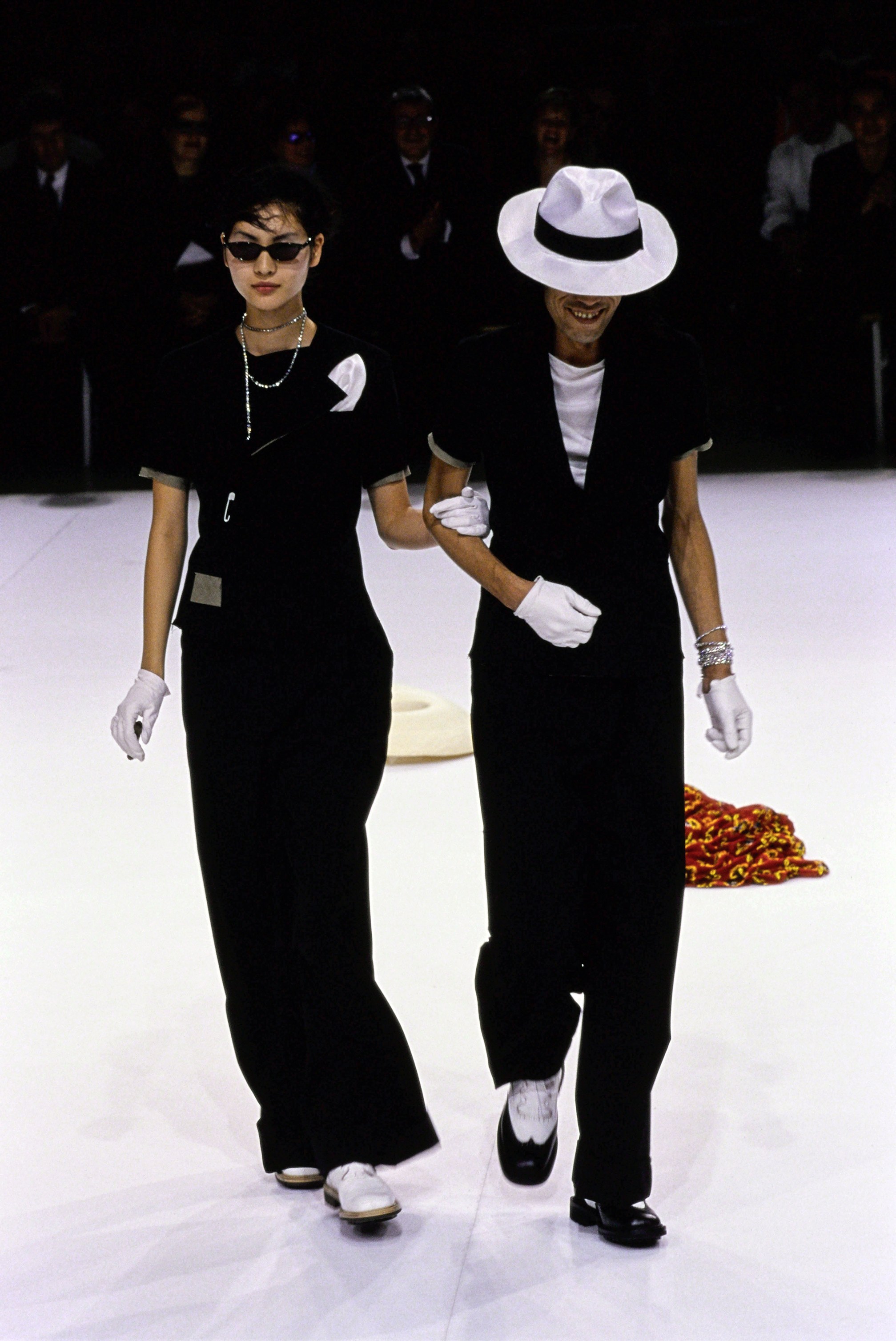 Yohji Yamamoto S/S 1999 - Minnie Muse