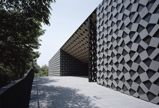 Kanayama Community Center / Kengo Kuma & Associates | ArchDaily