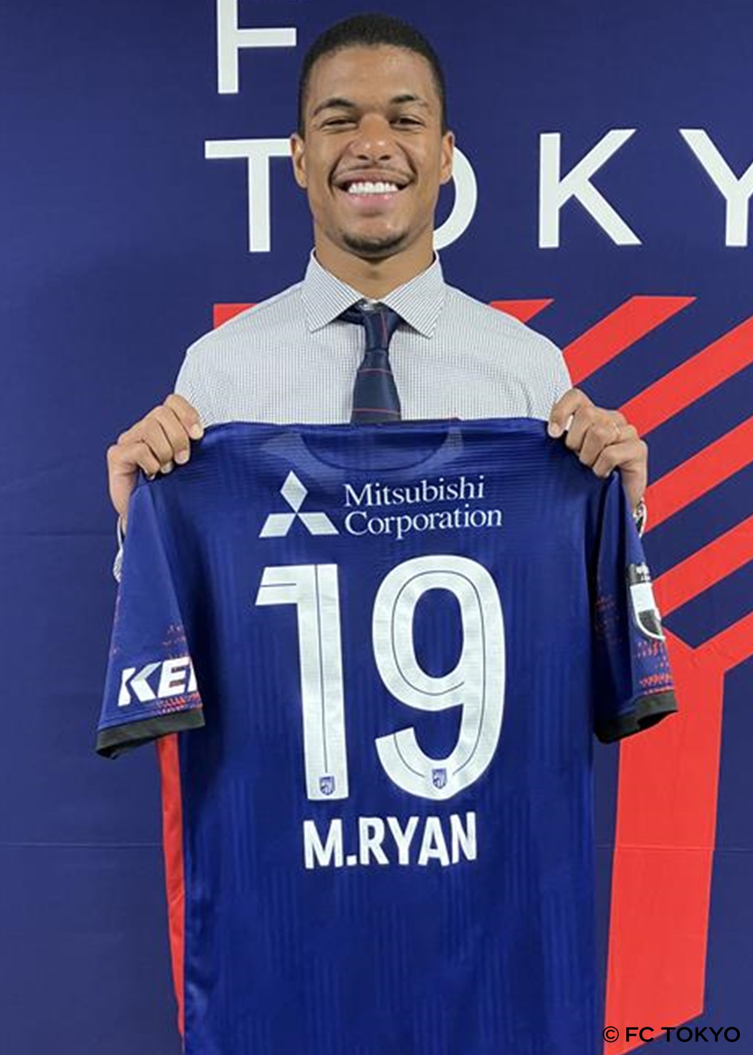 最終値下げ】FC東京 15枚限定製造ヴィクトリーユニフォーム 最終値下げ