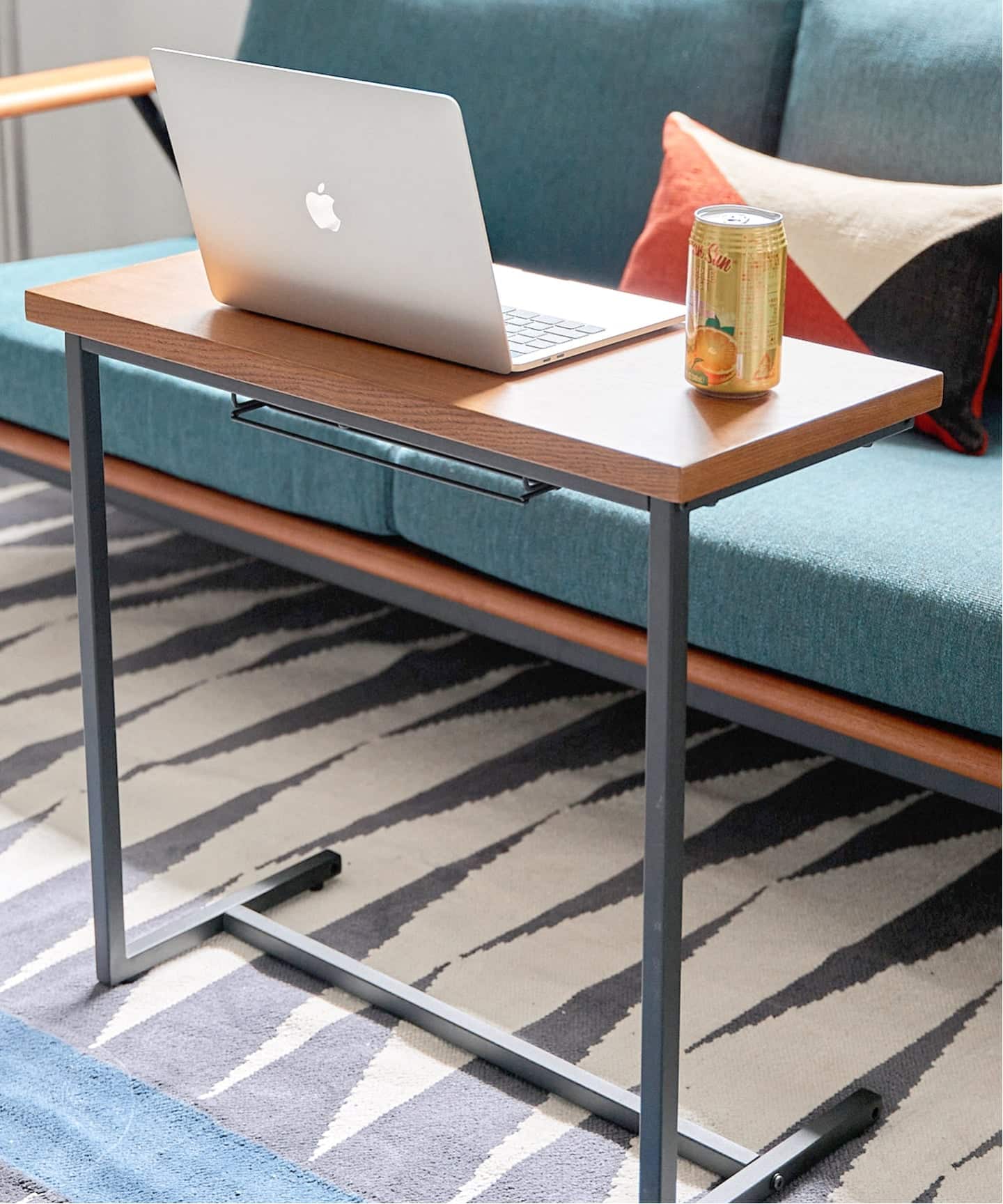 CURL SIDE TABLE カール サイドテーブル（テーブル）｜JOURNAL