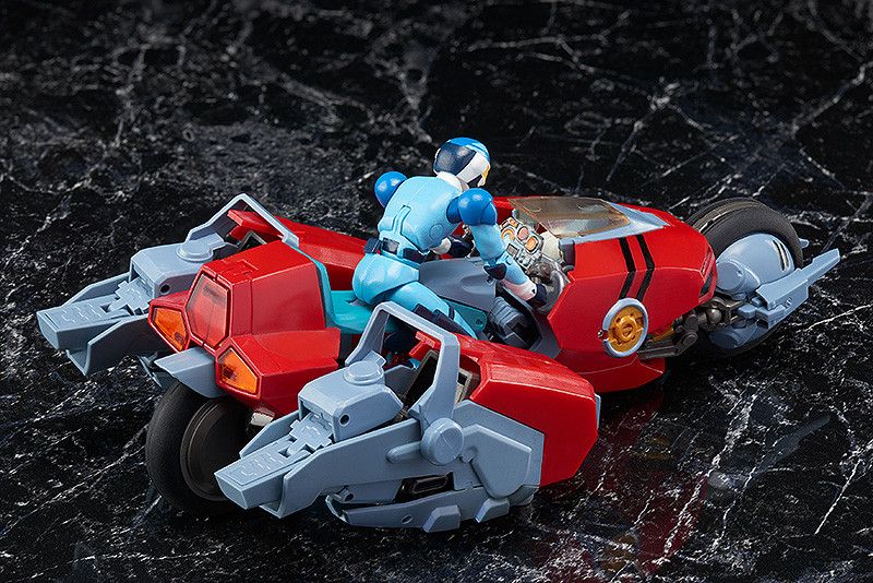 E＝Xガーランド