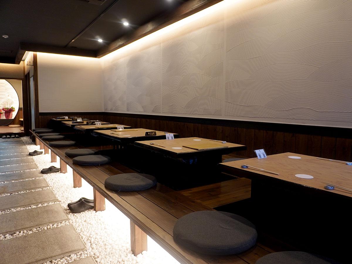 松本で「クラサワ工房」展 家族で手がける農民美術、木彫りの魅力を