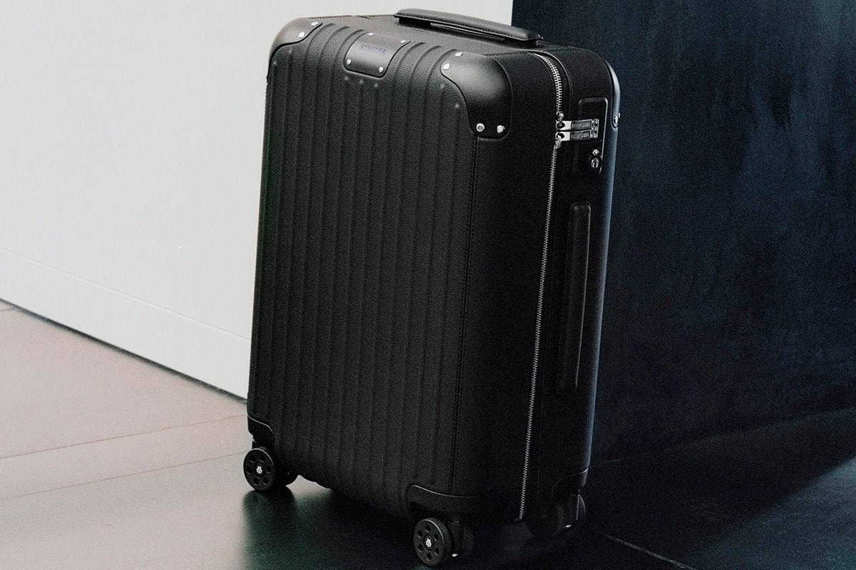 リモワ 廃番956.38『Savannah』アルミ・ビューティケース 鍵付・安全