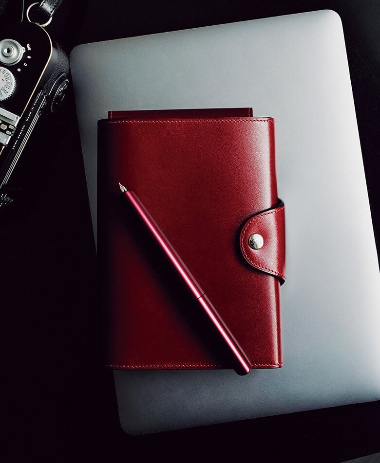 男のギフトに最適な、エルメスからの特別な“ルージュ”の伝言