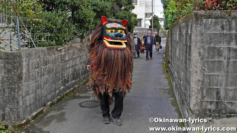 中城村津覇の獅子舞@ハチウクシー(初起こし)、2023：南の島旅