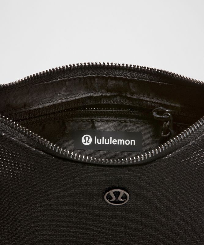 City Essentials ミニショルダーバッグ 1L *グリッター | バッグ