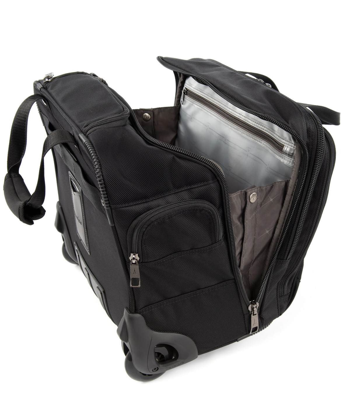 Travelpro FlightCrew5 Horizontal Rolling Overnighter