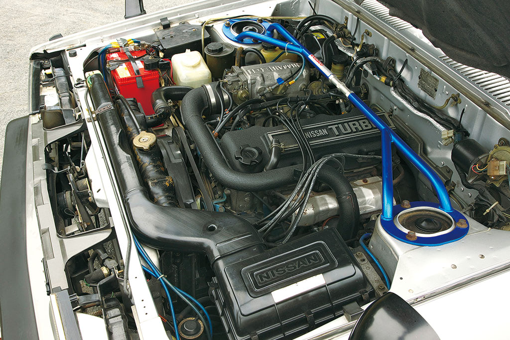 ターボ付きZ型エンジンはツインプラグ。Zって車名じゃないんです｜夢の