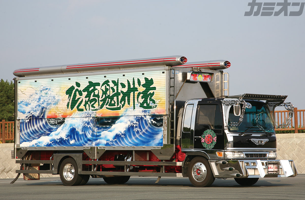 魁商店 すずき工芸の美麗かつ豪快なアート青果便 | カミオン | 全国の