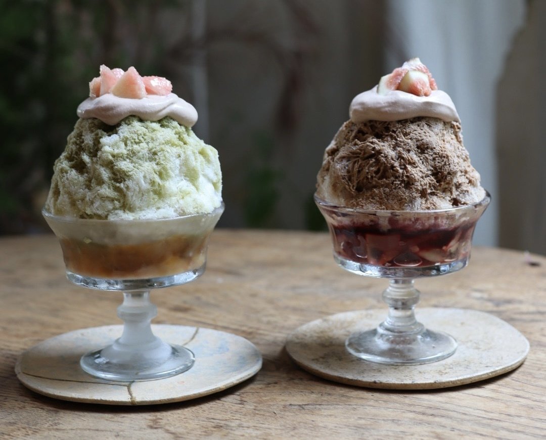 勝田深氷 日本画 カフェでの会話 勝田深氷日本画 カフェでの会話