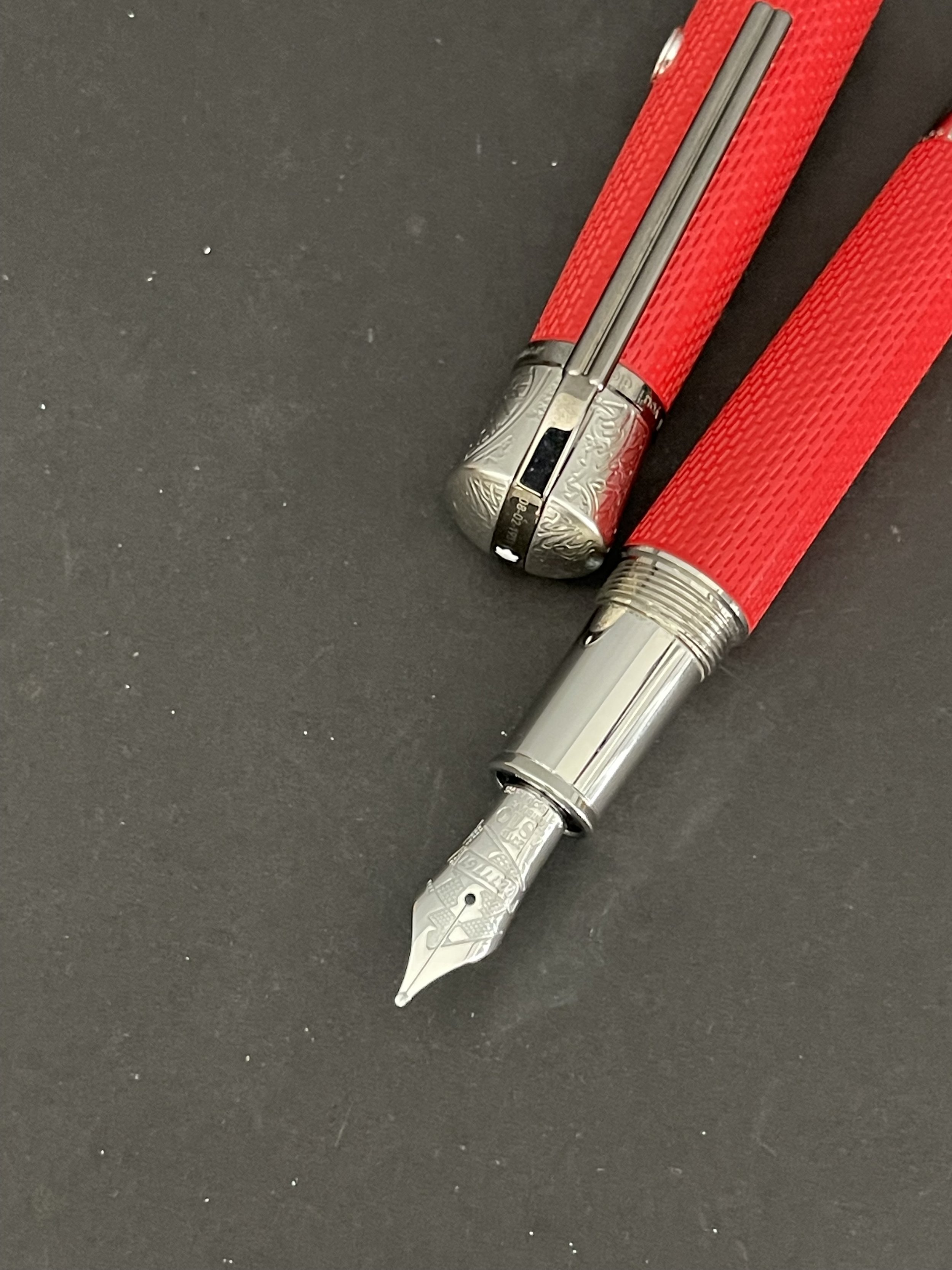 GREAT CHARACTERS JAMES DEAN FOUNTAIN PEN SPECIAL EDITION MONTBLANC