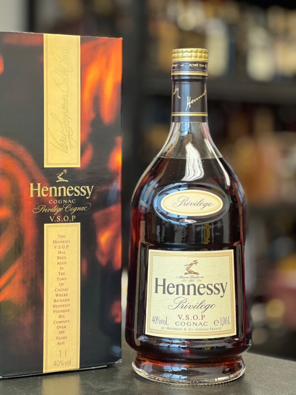 ヘネシー XO 700ml 40度 未開栓 古酒 箱付き（傷み有） ヘネシーXO 40