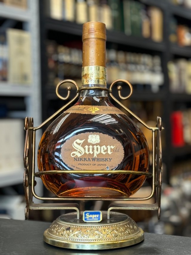 ニッカウイスキー デキャンタ ボトルケース西洋甲冑 騎士 鎧