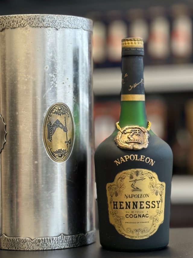未開栓 HENNESSY ヘネシー コニャック ナポレオン 樽型 元箱付き
