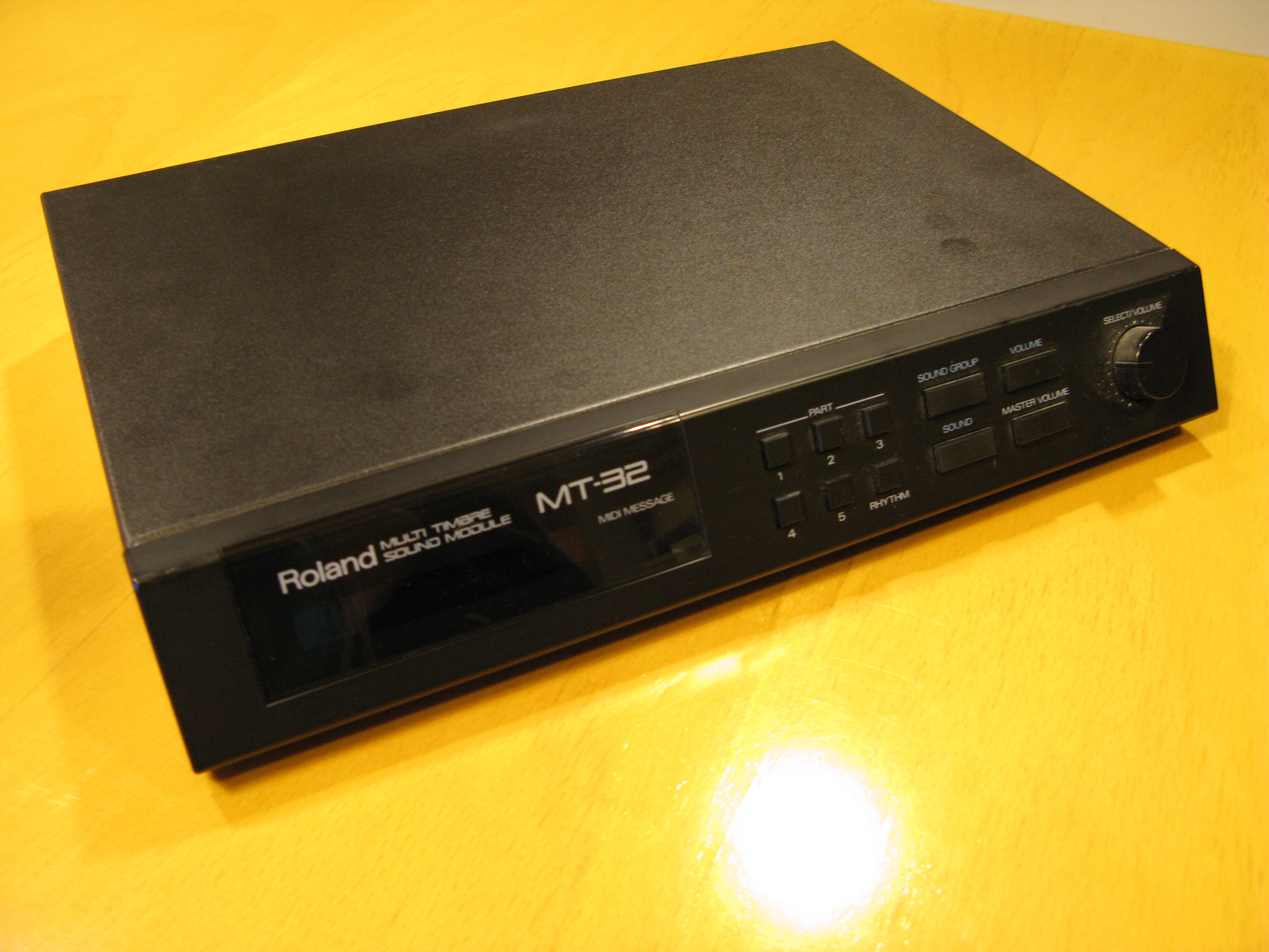 Roland MT-32 Sound Module | Synthpedia