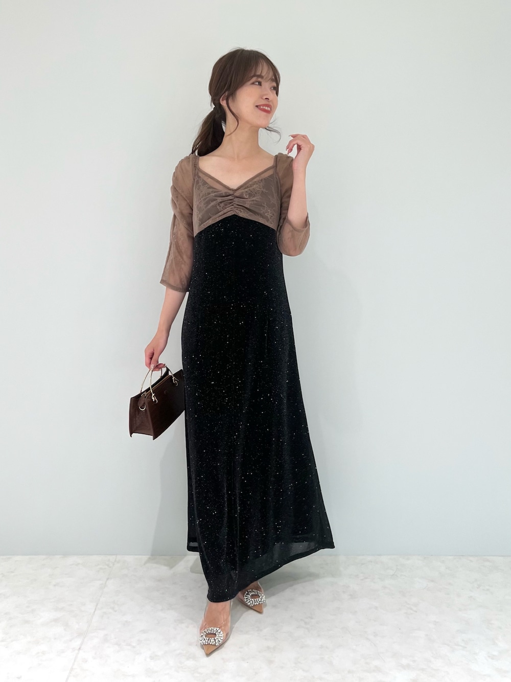 LEJA】レースネック透け袖スリットキラキラロングドレスワンピース