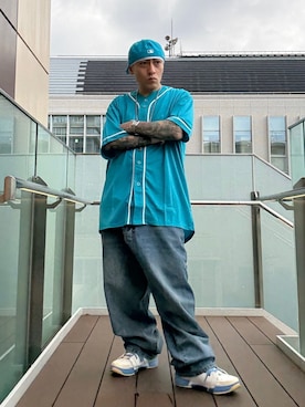 NEW ERAのキャップを使った「ターコイズブルー」のメンズ人気