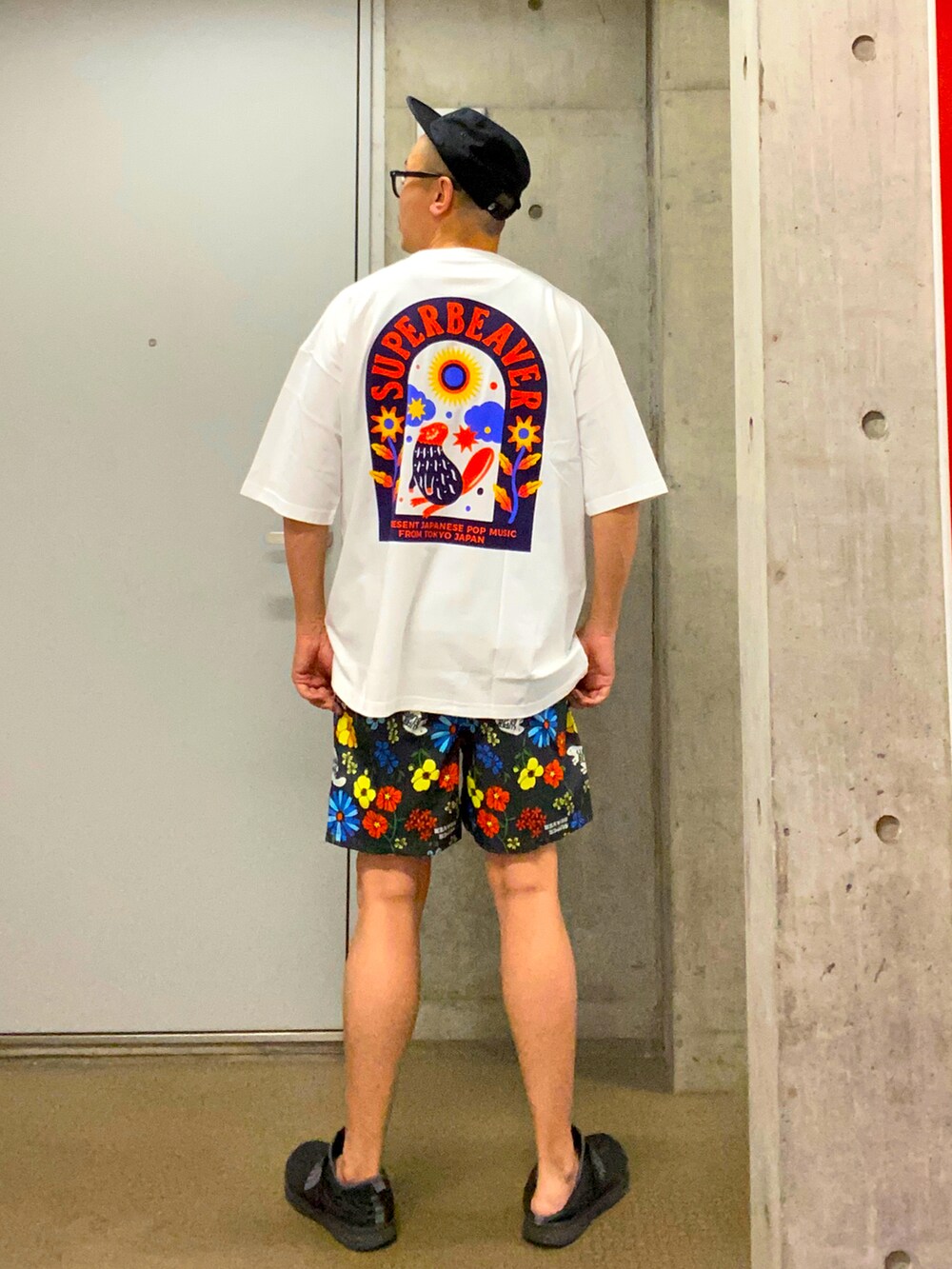 美品)Kiu 花柄ハーフパンツ、ショートパンツ KiUのパンツを使った人気