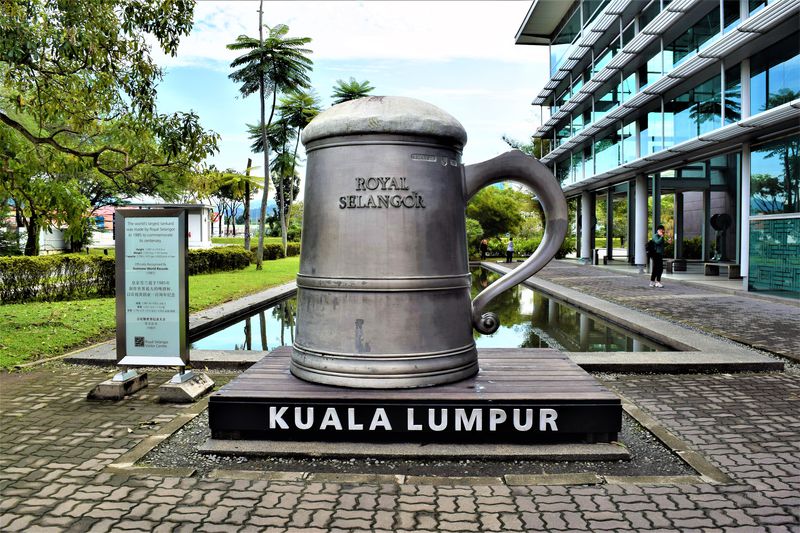 お土産も！クアラルンプール「ロイヤル・セランゴール」で工場見学