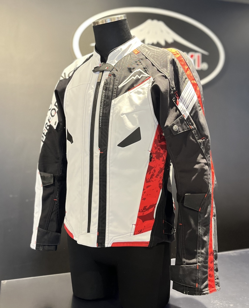 2025 新商品 K-2435ｺﾝﾃﾝﾄﾞｼﾞｬｹｯﾄ！！♪ ：KUSHITANI福岡店 | KUSHITANI