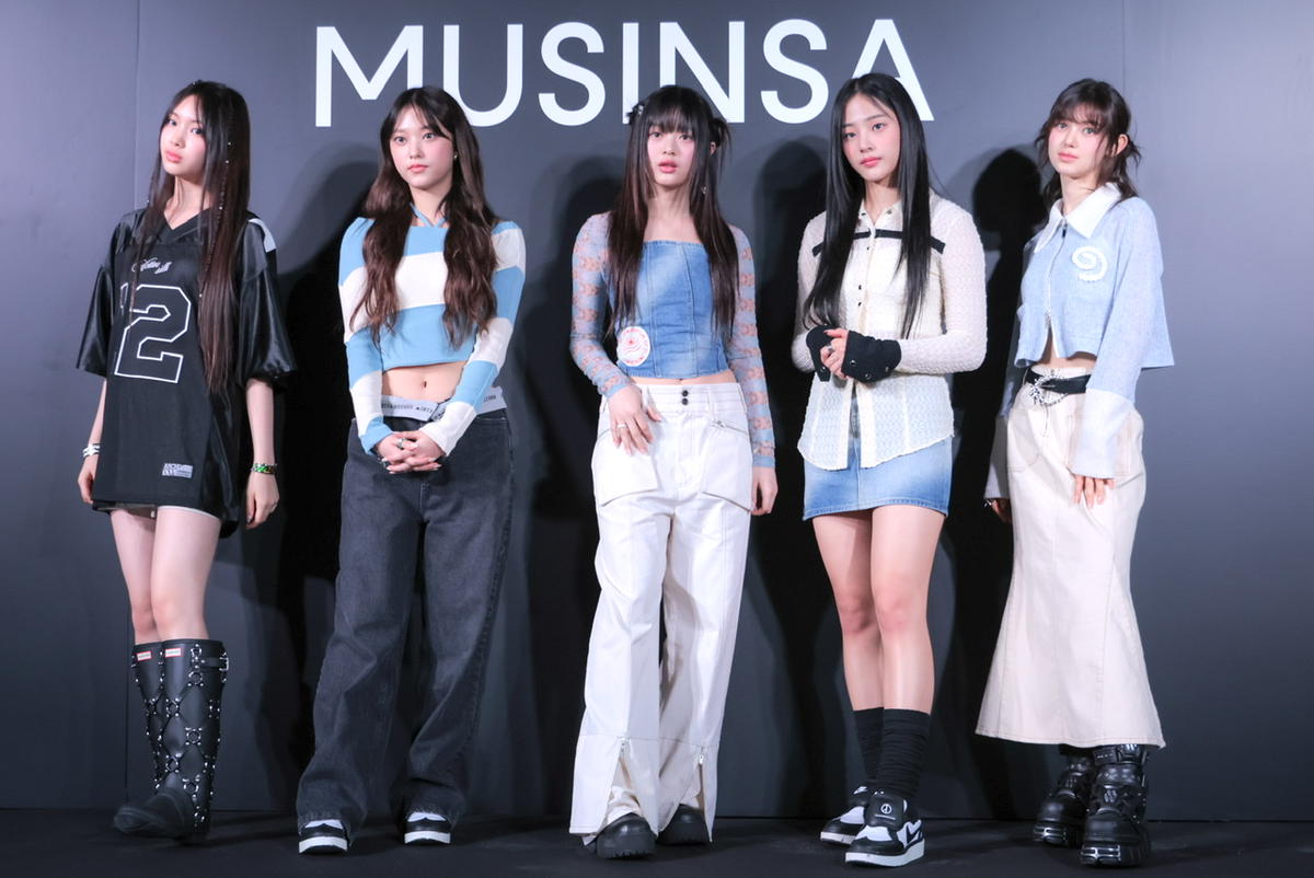 NewJeans（ニュージーンズ）が原宿に降臨！ 『ムシンサ』ポップアップ