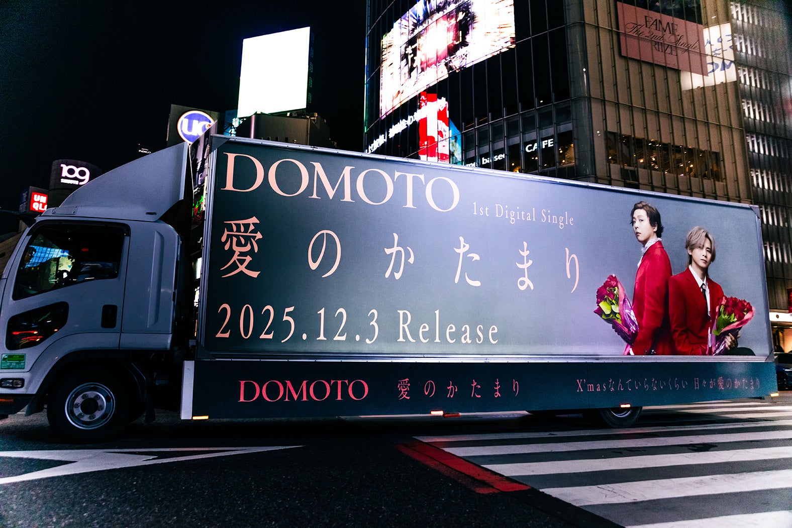DOMOTO、POPUPイベントで計6,000本の薔薇“プレゼント” 東京&大阪が「愛
