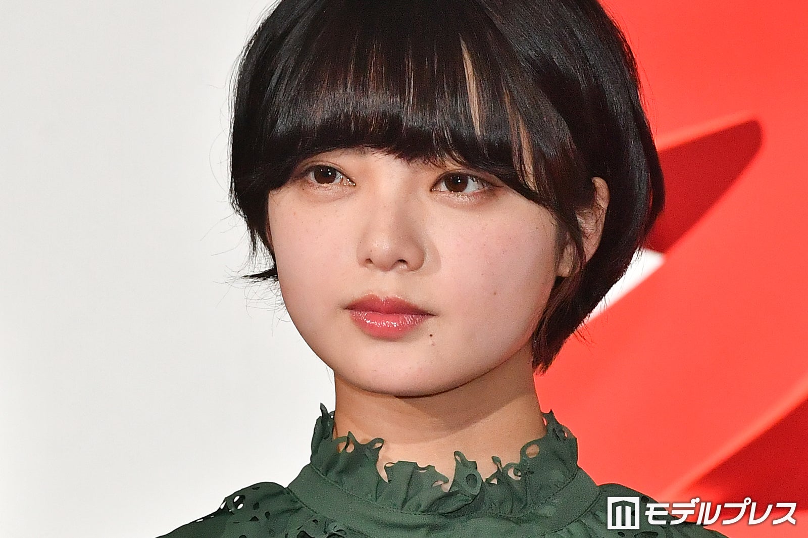 欅坂46「黒い羊」平手友梨奈話題のシーンはアドリブだった MV秘話