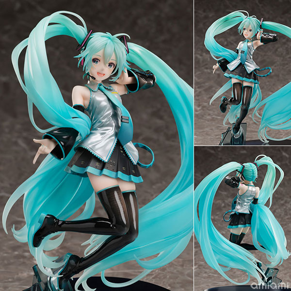初音ミク・クロニクル 1/7 完成品フィギュア