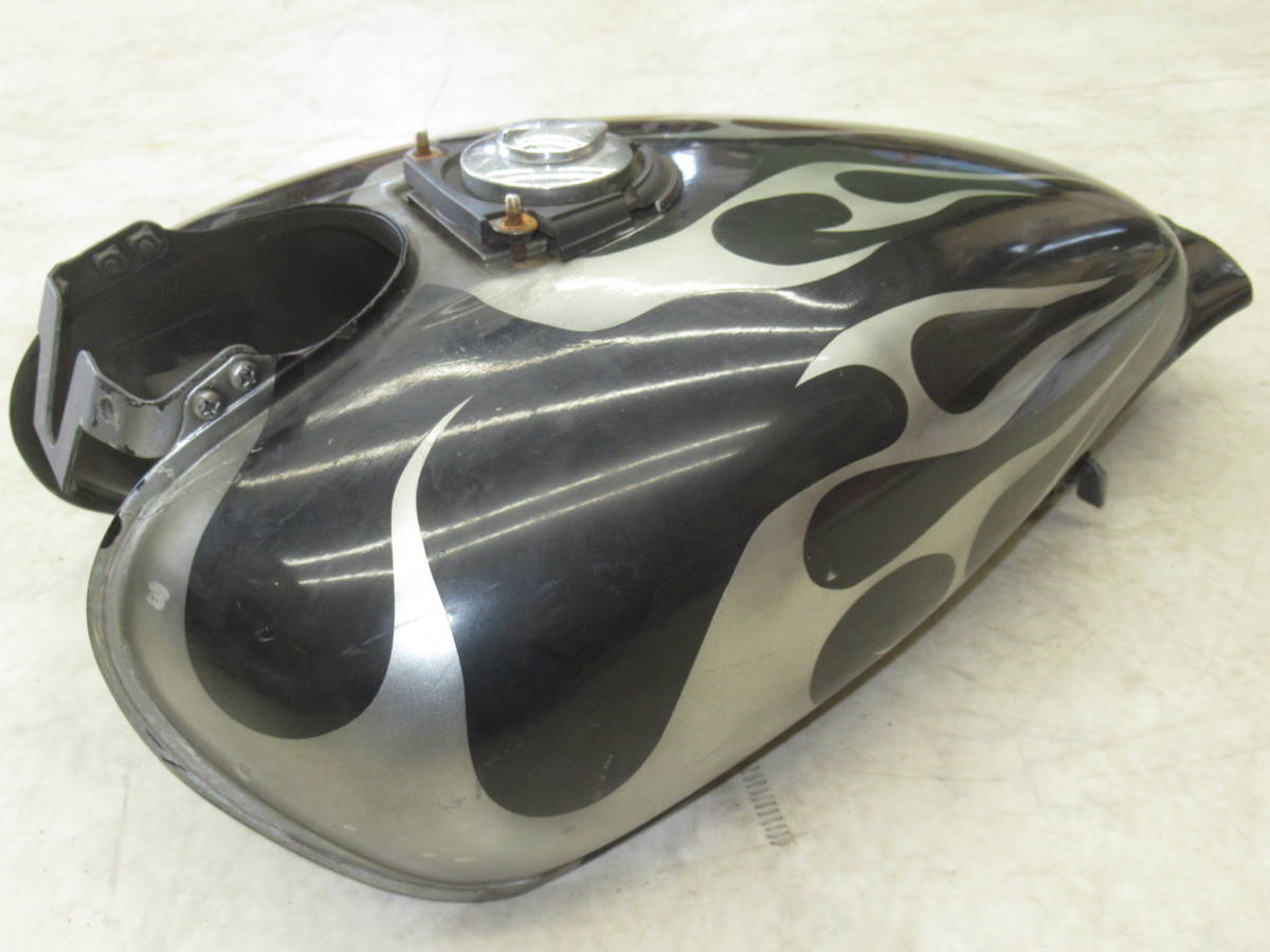 販売 マグナ250純正タンク HONDA マグナ250 純正タンク マグナ250（V