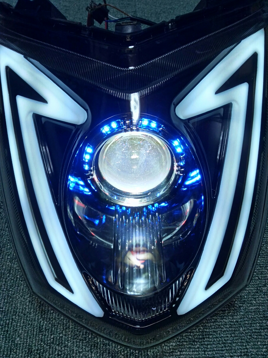 レッドシグナスX 3型 レッドシグナスX 3型 デビルアイ 社外ヘッド