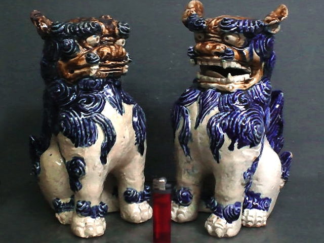 人間国宝金城次郎一門 金城敏徳 作 呉須色付立シーサー（中）1対 人間