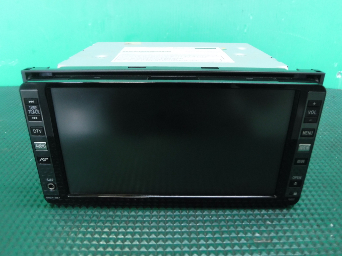 トヨタ純正ナビ7インチ voxy 70 トヨタ70系ヴォクシー（ZRR70W）の純正