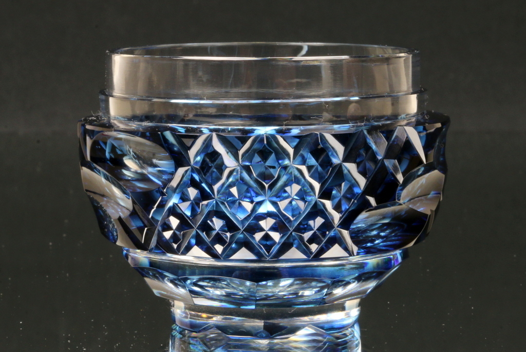 □三和堂□松浦正行 薩摩切子盃（赤） 重六角籠目切子 ぐい呑