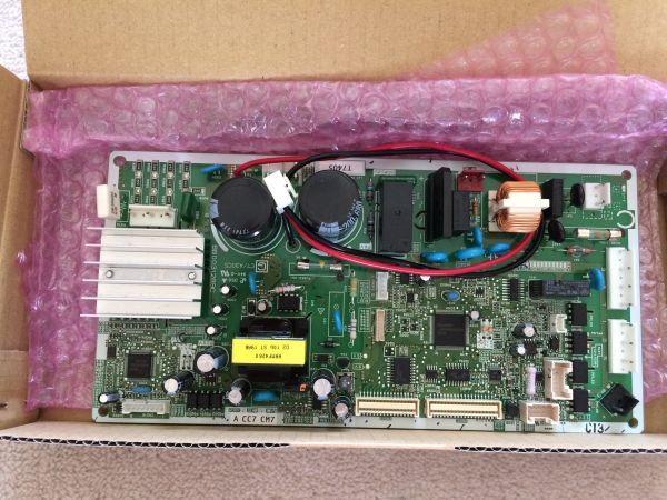 R-C5700 日立 冷蔵庫 制御基板 エラー 点滅 4回 12回 14回 基盤 【公式