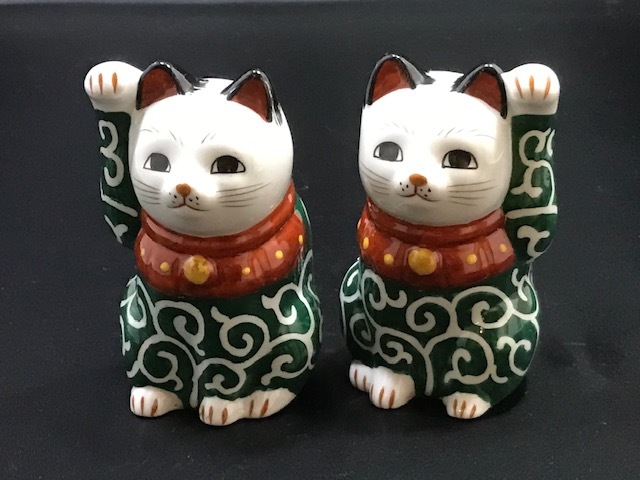 陶器 招き猫 ねこ 置物 唐草模様入りネコ ゴールド レトロアンティーク