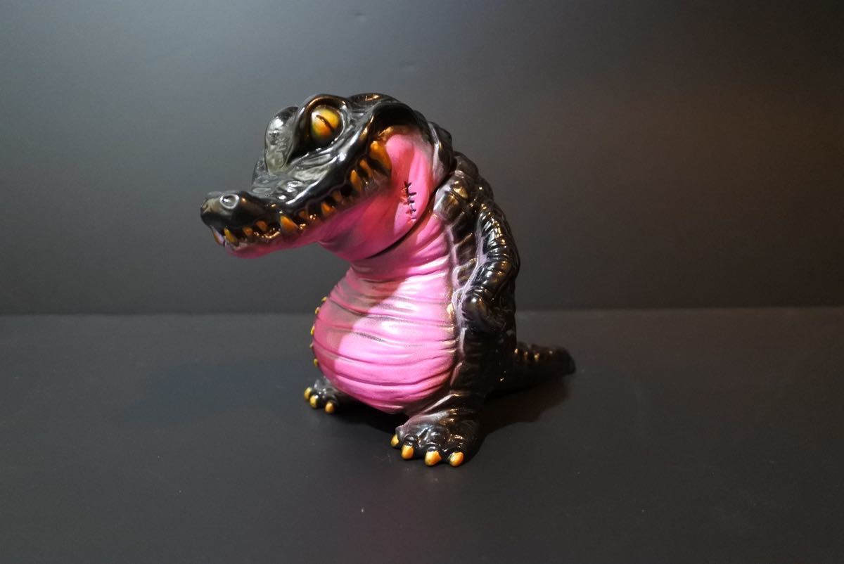 カゲマルデザイン 人喰いワニ クロちゃん ドリームロケット塗装