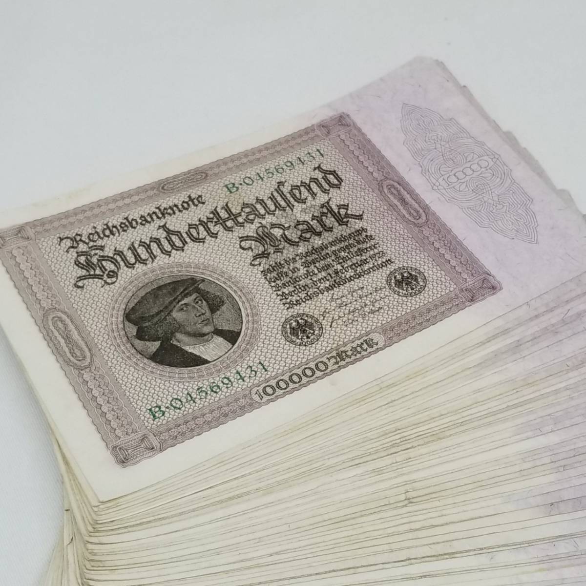 ドイツ100マルク紙幣2枚10マルク紙幣1枚1980年