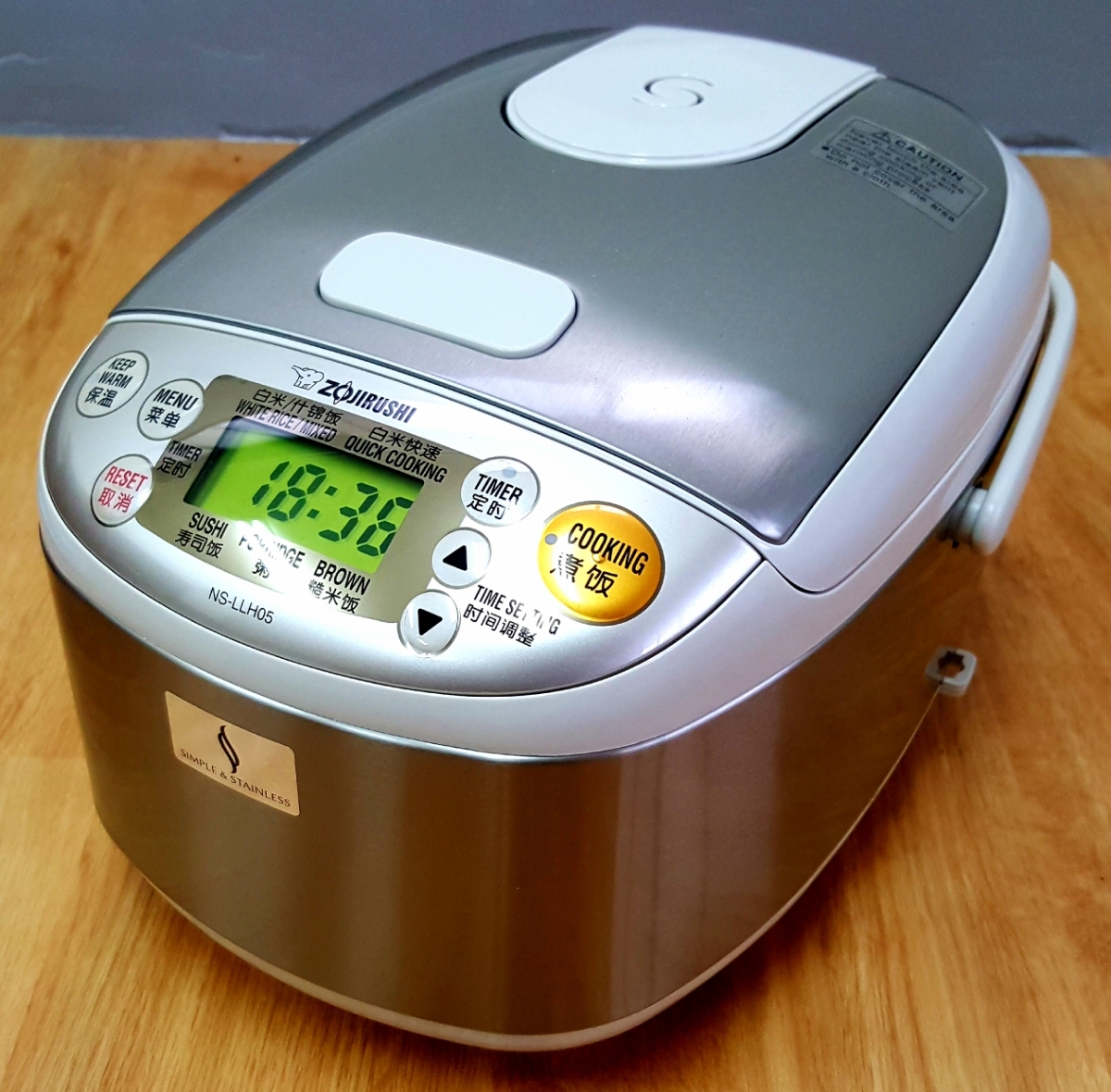 ZOJIRUSHI 象印 3合炊き NS-LLH05 海外用炊飯器 220v-230v 0.54L 3cup