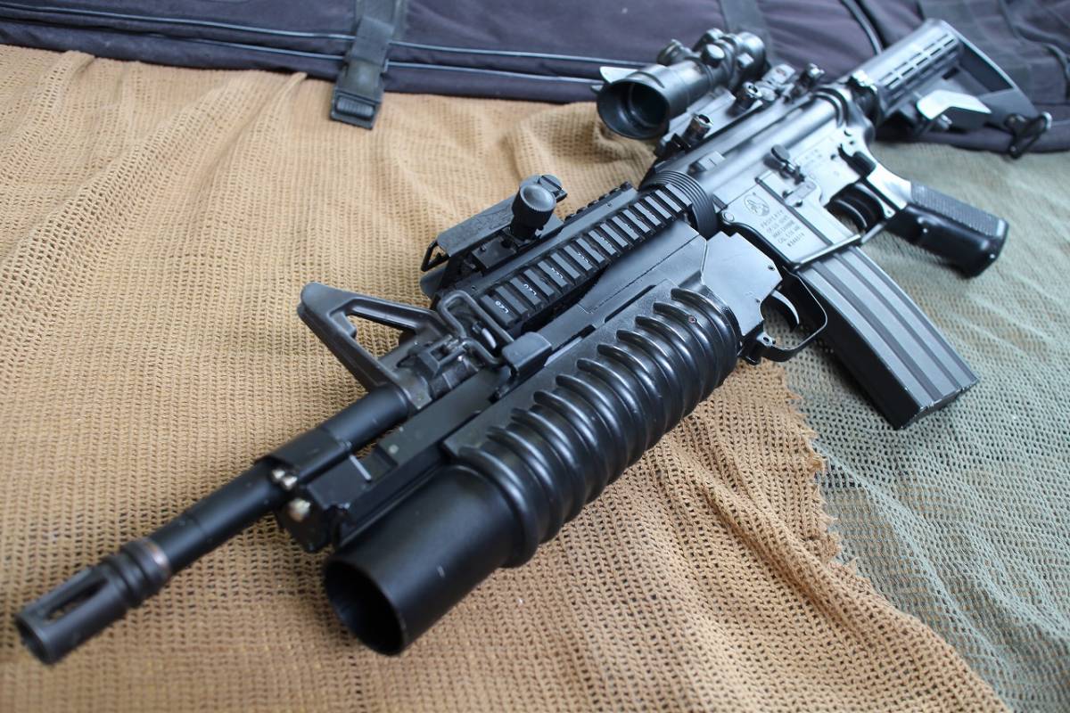 サバゲー使用 M4 M203グレネードランチャー付き 電動ガン 東京マルイ