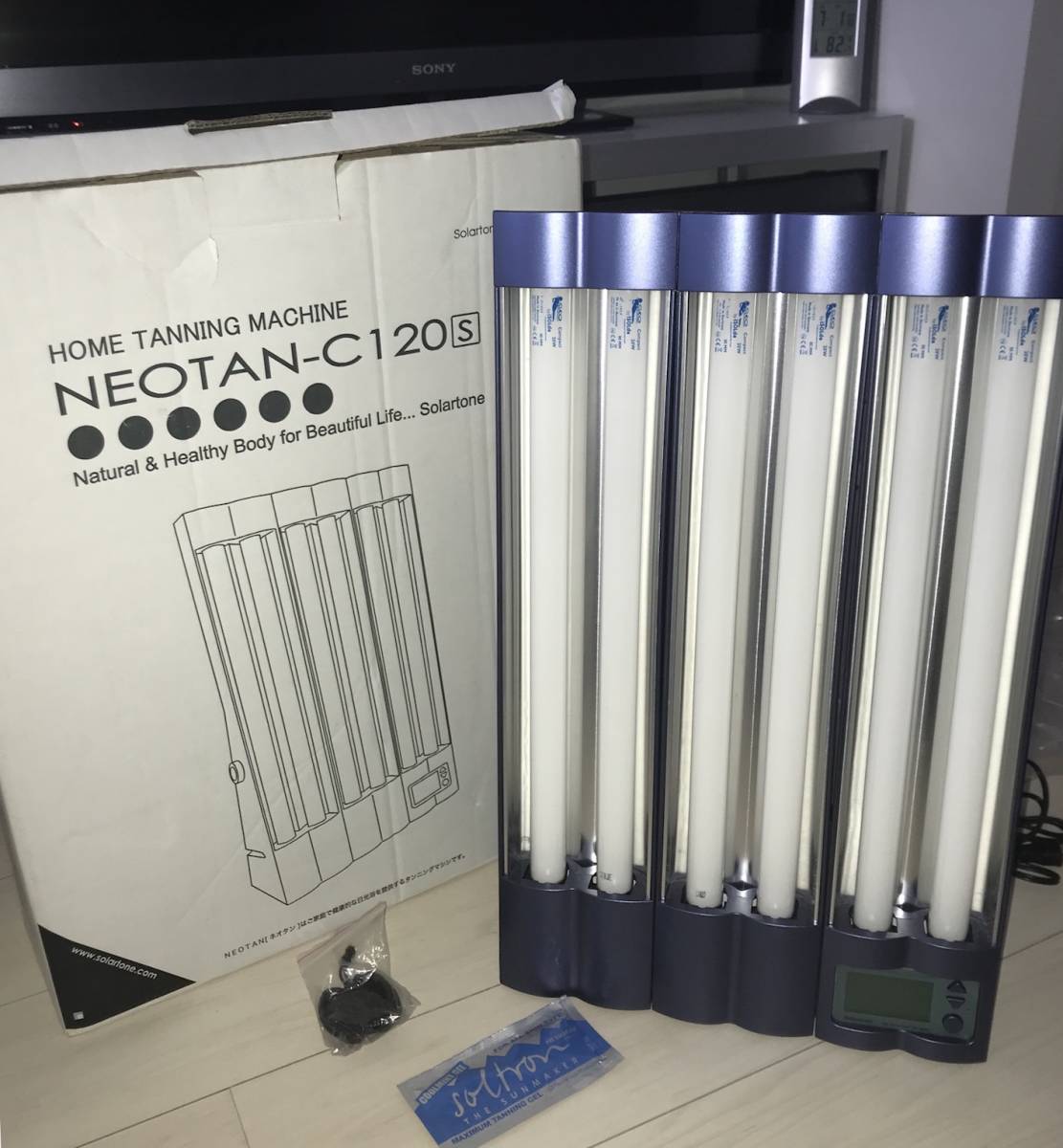 ソーラートーン 家庭用日焼けマシン NeoTan-A60ネオタン Amazon.co.jp