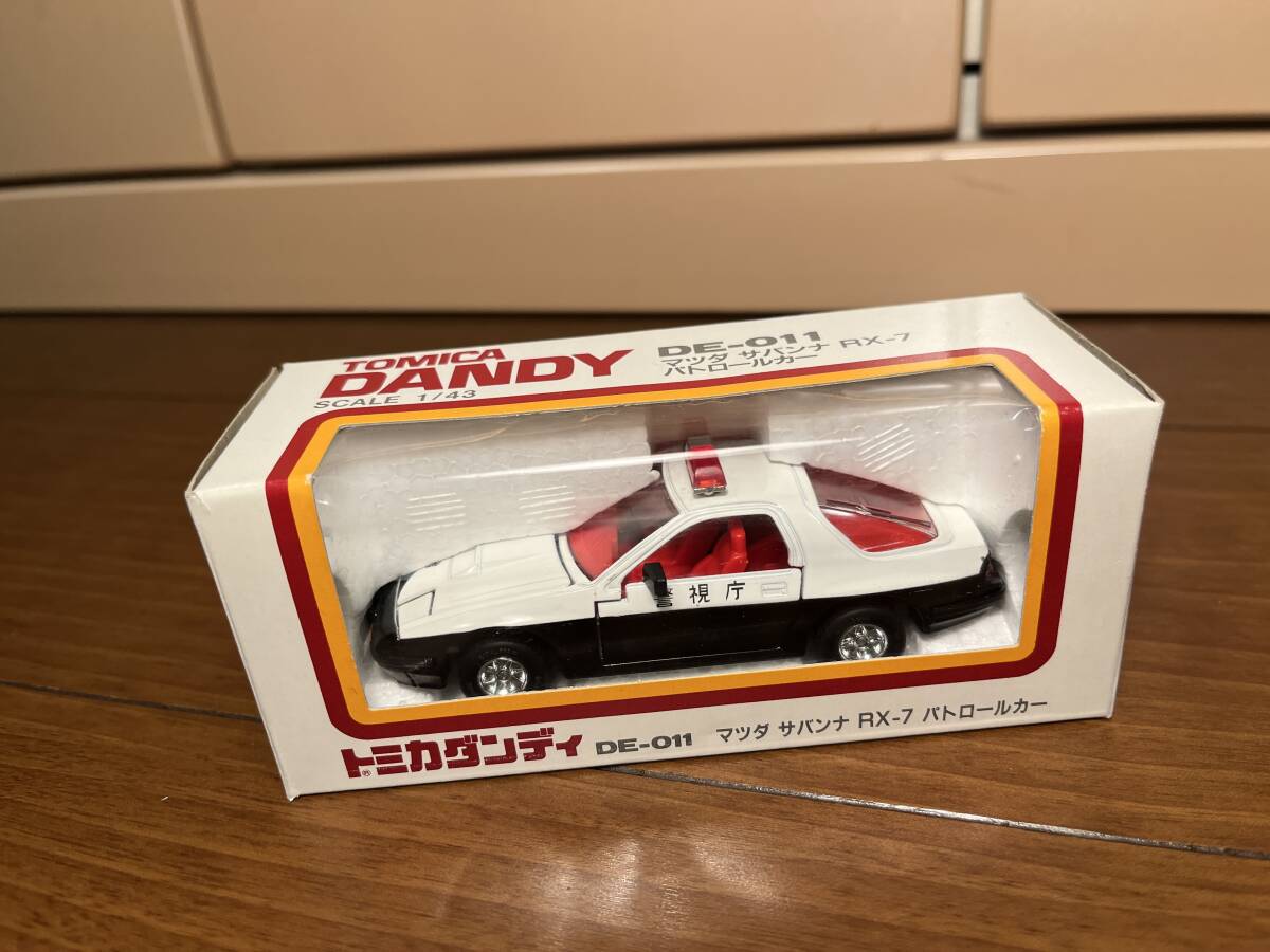 □絶版トミカ ダンディ 001□日産キャラバン パトロールカー□パトカー