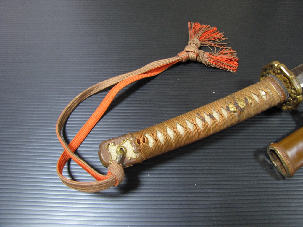 九八式軍刀の鍔 真鍮製 桜 九八式軍刀 Gunto Tsuba 軍装