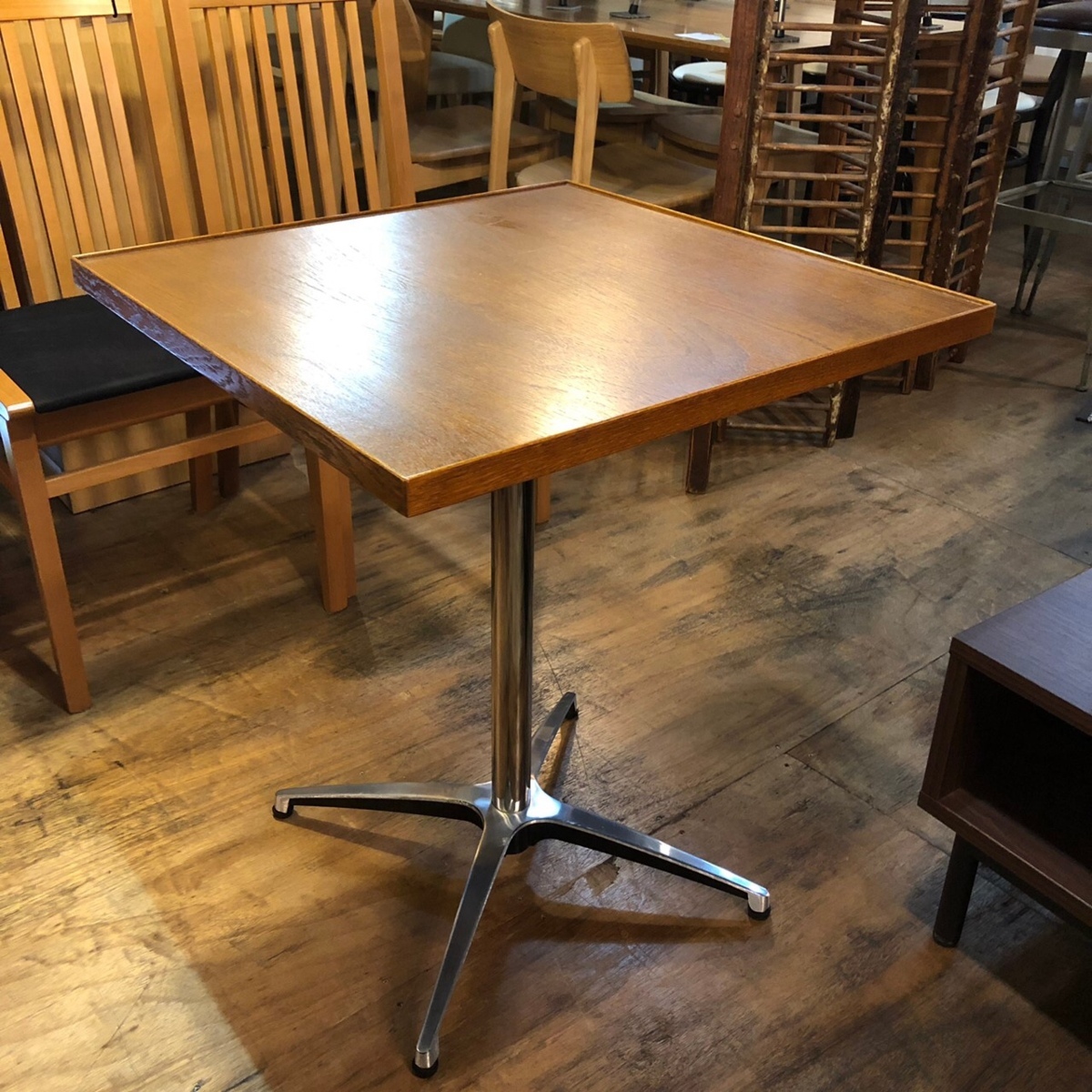 Pacific Furniture Service SIDE TABLE