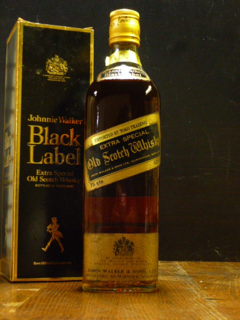 特級ジョニーウォーカーBLACK LABEL 760ml 白紋章 金キャップ