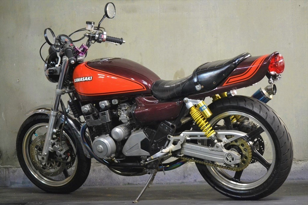 カワサキ ゼファーχ z2外装 火の玉カラー カワサキ ゼファーχ z2外装