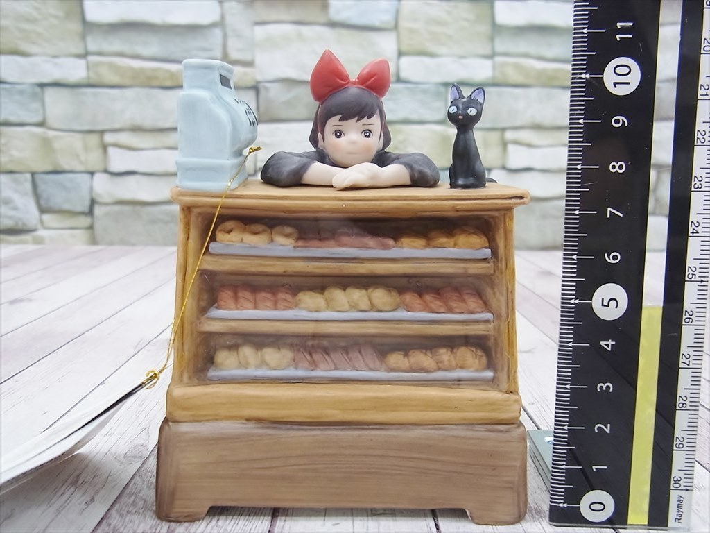 魔女の宅急便 キキ 魔法のホウキ やさしさに包まれたなら 陶器